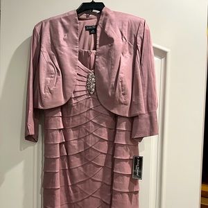 Dress/women/plus size/Jessica Howard/NWT (new with tags), size 16W/ pink.